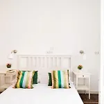 De Lujo 7 Hab Con Balcon En Gran Via -grupos Hasta 14 - 8min A Pie Passeig Gracia Apartment *