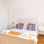 De Lujo 7 Hab Con Balcon En Gran Via -grupos Hasta 14 - 8min A Pie Passeig Gracia Barcelona