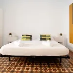 De Lujo 7 Hab Con Balcon En Gran Via -grupos Hasta 14 - 8min A Pie Passeig Gracia Barcelona