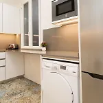 Apartment De Lujo 7 Hab Con Balcon En Gran Via -grupos Hasta 14 - 8min A Pie Passeig Gracia *