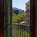 De Lujo 7 Hab Con Balcon En Gran Via -grupos Hasta 14 - 8min A Pie Passeig Gracia Apartment