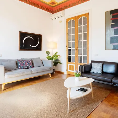 De Lujo 7 Hab Con Balcon En Gran Via -grupos Hasta 14 - 8min A Pie Passeig Gracia *